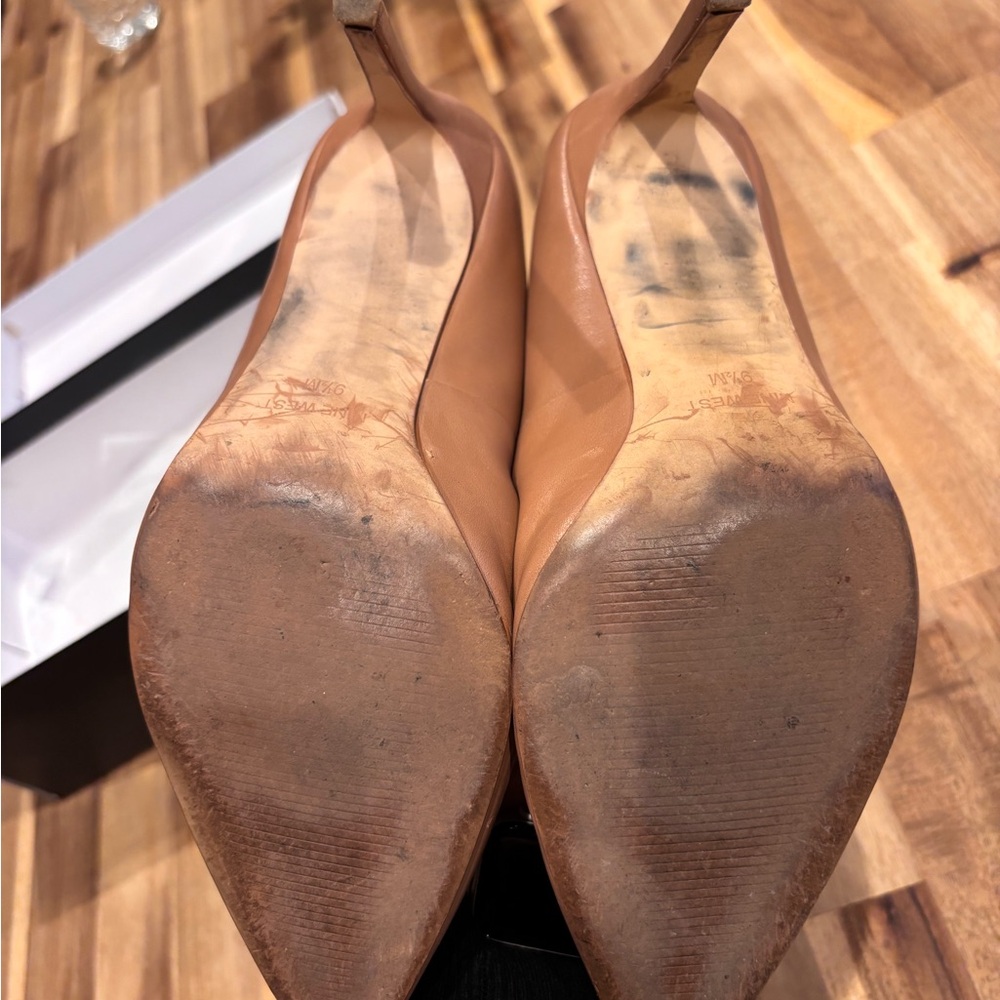 Nine West Ezra Pointy Toe Pumps Light Brown Leather SZ 9.5:Classic vintage look! - Picture 14 of 15